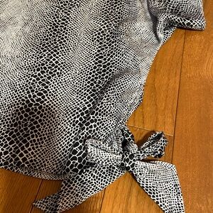 Michael Kors Monochrome Patterned Blouse